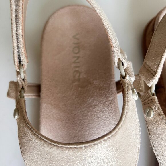 New—Vionic Kirra II Wedge Sandal - Picture 6 of 7
